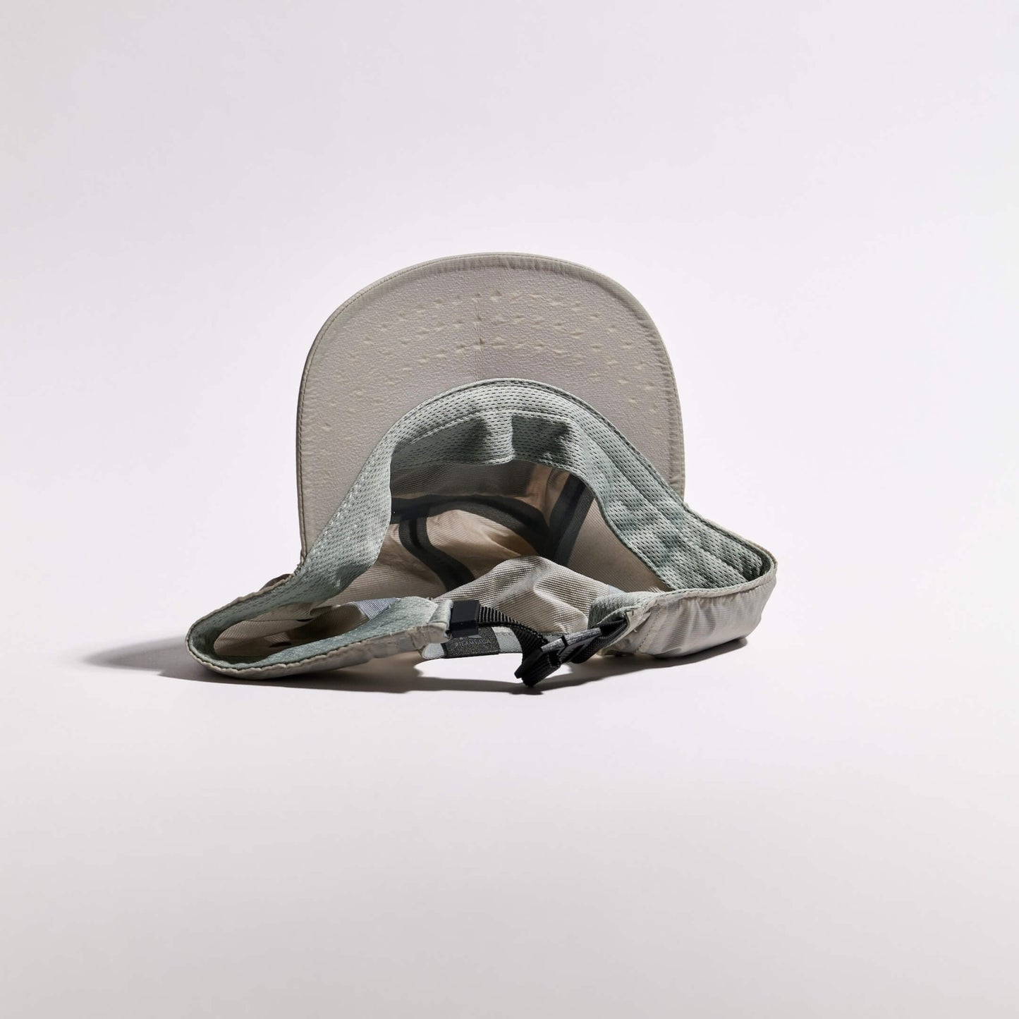 Feather Edge Cap - Aluminium